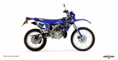 Redonne du caractère à ta moto avec le Kit déco Yamaha DT50 – Design Factory, un modèle iconique signé Graph Cover.