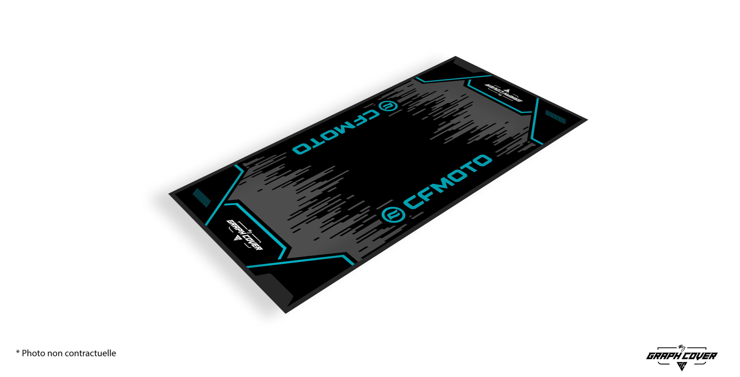 TAPISMOTOMODEL2CFMOTO95x200_3D Pensé pour les passionnés de la marque chinoise haut de gamme, le tapis sol moto CFMOTO incarne parfaitement l’esprit de modernité et de puissance des modèles de la marque.