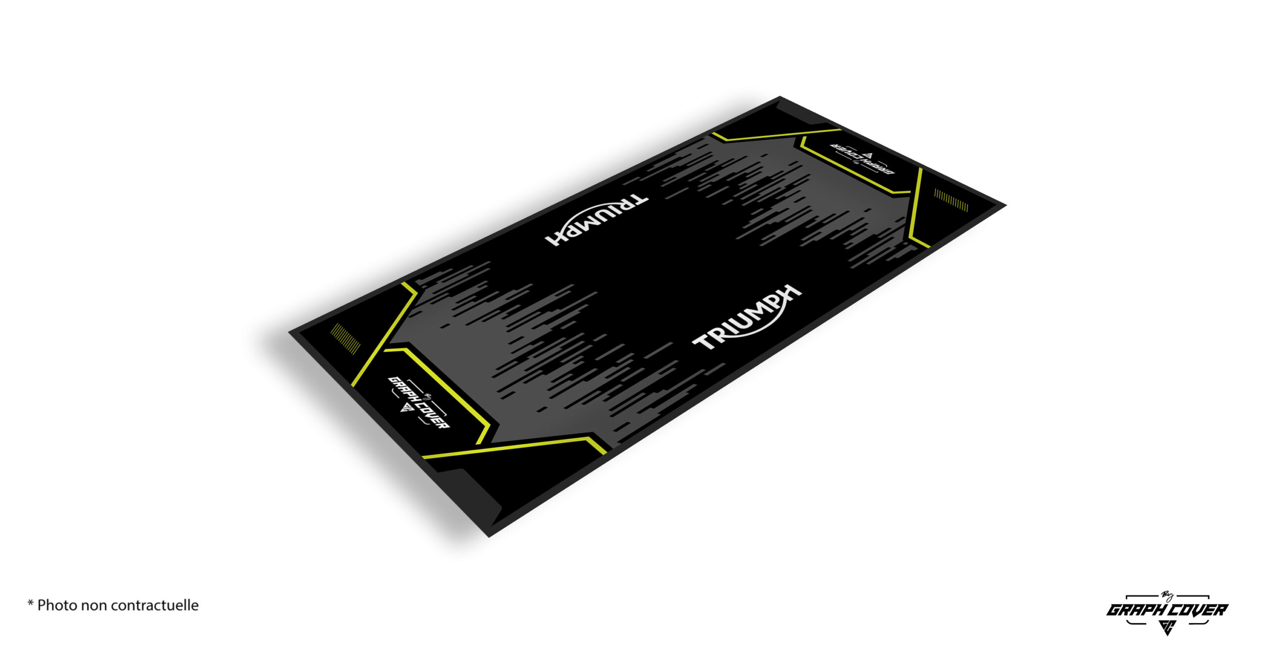 TAPISMOTOMODEL2Triumph95x200_3D L’élégance britannique alliée à la performance. Le tapis sol moto Triumph incarne la sophistication et la puissance emblématiques de la marque anglaise.