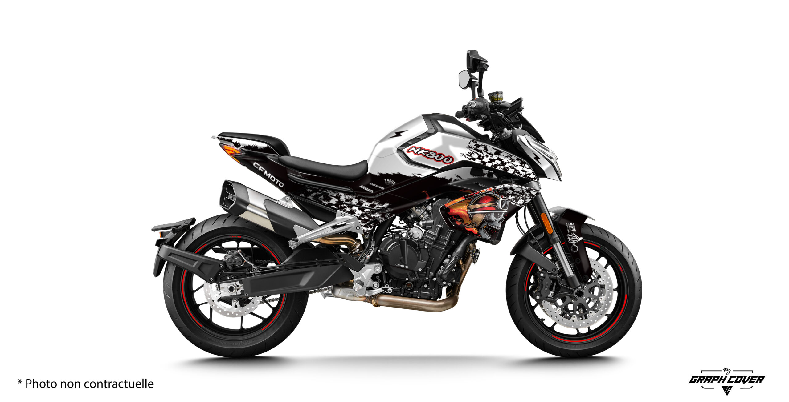 CF-MOTO-800NK-23+-SKIRE-Blanc_3D- Ce kit déco CF Moto 800NK vous permet de personnaliser votre moto avec un style unique tout en assurant une protection optimale.