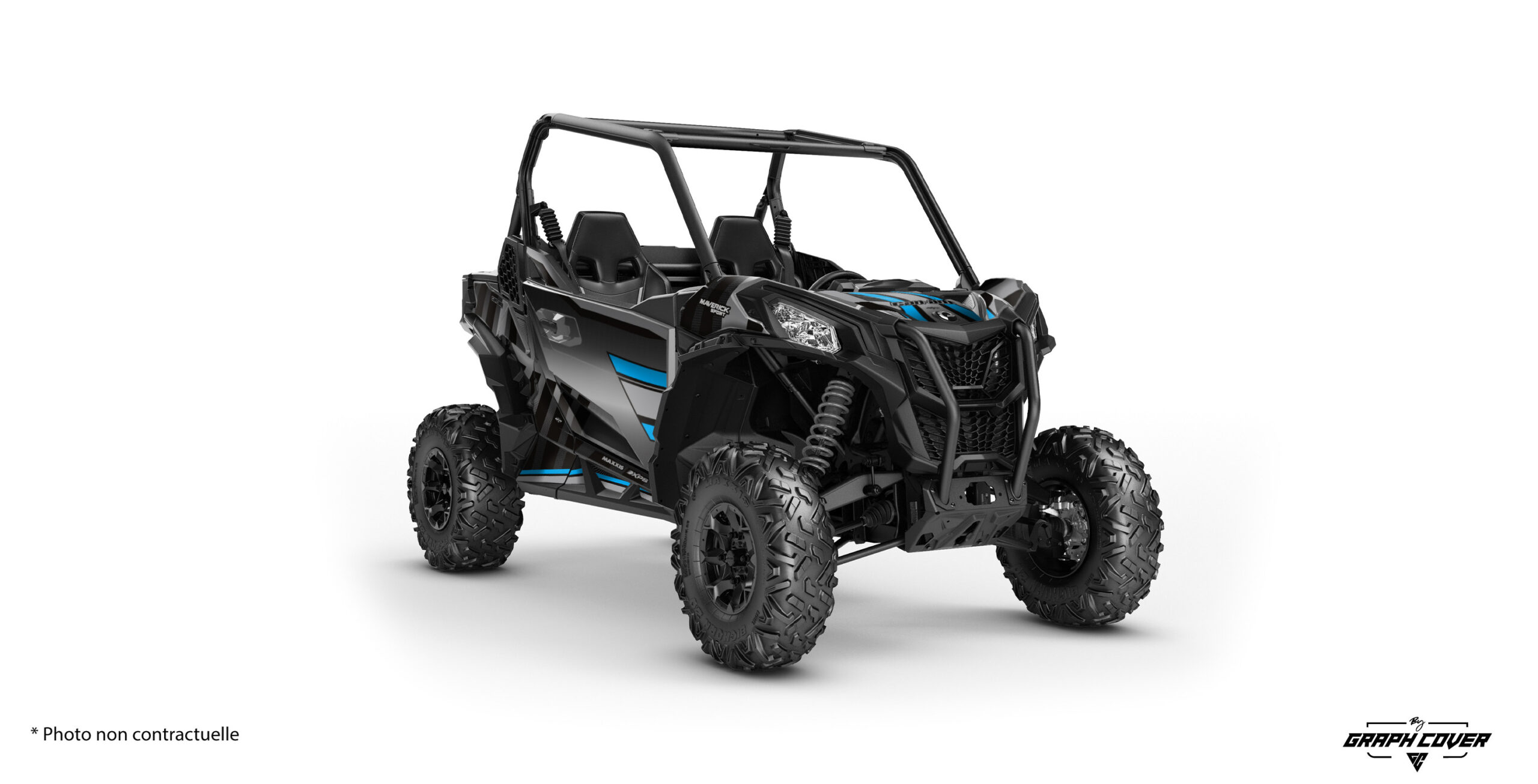 Maverick-Sport-Hyperion-Gris-Bleu-3D Donnez une allure audacieuse et moderne à votre Can-Am Maverick Sport avec le tout nouveau kit déco Hyperion. Conçu pour les passionnés d’off-road, ce design allie élégance et durabilité, tout en s’inspirant de l’esprit de performance.