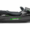 Kawasaki-STX-15F-Slash-Cut-series-Vert-3D Minimaliste mais impactant, le kit déco SLASH de la gamme Cut Series a été pensé pour les riders qui aiment les lignes franches, nettes et stylées.