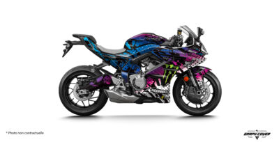 Vous cherchez à personnaliser votre CF Moto 675 SR-R et lui donner un look agressif, unique et tendance ? Le nouveau kit déco Klock est fait pour vous.