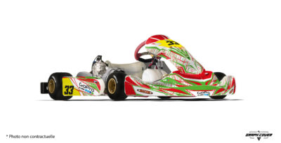 Tu viens d’équiper ton kart de la toute nouvelle carrosserie OTK M11 ? Il est temps de lui offrir une identité visuelle forte avec notre kit déco OTK – Design Koupa !
