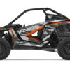 Polaris-RZR-Pro-XP-Striker-Gris-Orange-3D Offrez un look percutant à votre Polaris RZR Pro XP avec notre Kit déco Pro XP – Striker, un design taillé pour l’action et la performance.