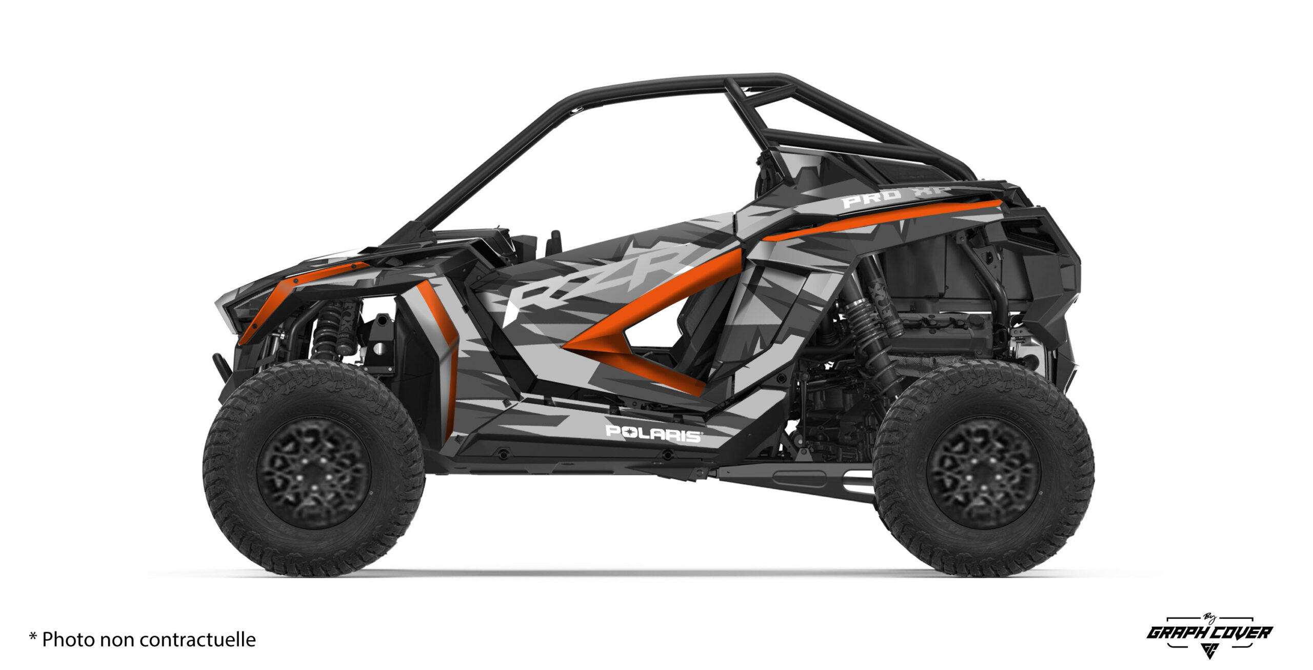 Polaris-RZR-Pro-XP-Striker-Gris-Orange-3D Offrez un look percutant à votre Polaris RZR Pro XP avec notre Kit déco Pro XP – Striker, un design taillé pour l’action et la performance.