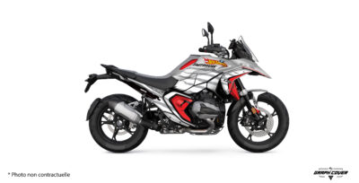 Offrez à votre BMW R1300 GS un style unique et percutant avec le kit déco FastWheels. Inspiré de l’univers racing et des codes graphiques modernes