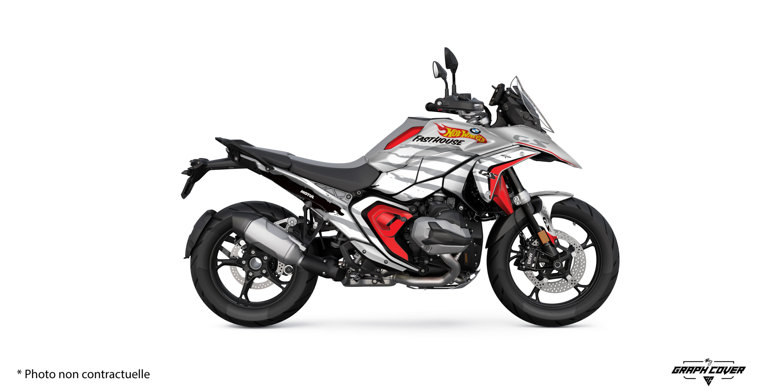 Offrez à votre BMW R1300 GS un style unique et percutant avec le kit déco FastWheels. Inspiré de l’univers racing et des codes graphiques modernes