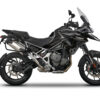 Triumph-Tiger-1200-GT-Pro---22+-Walky-Noir-3D Pensé pour les passionnés d’aventure et de style, cet Habillage moto Tiger transforme votre trail en une machine racée et moderne.