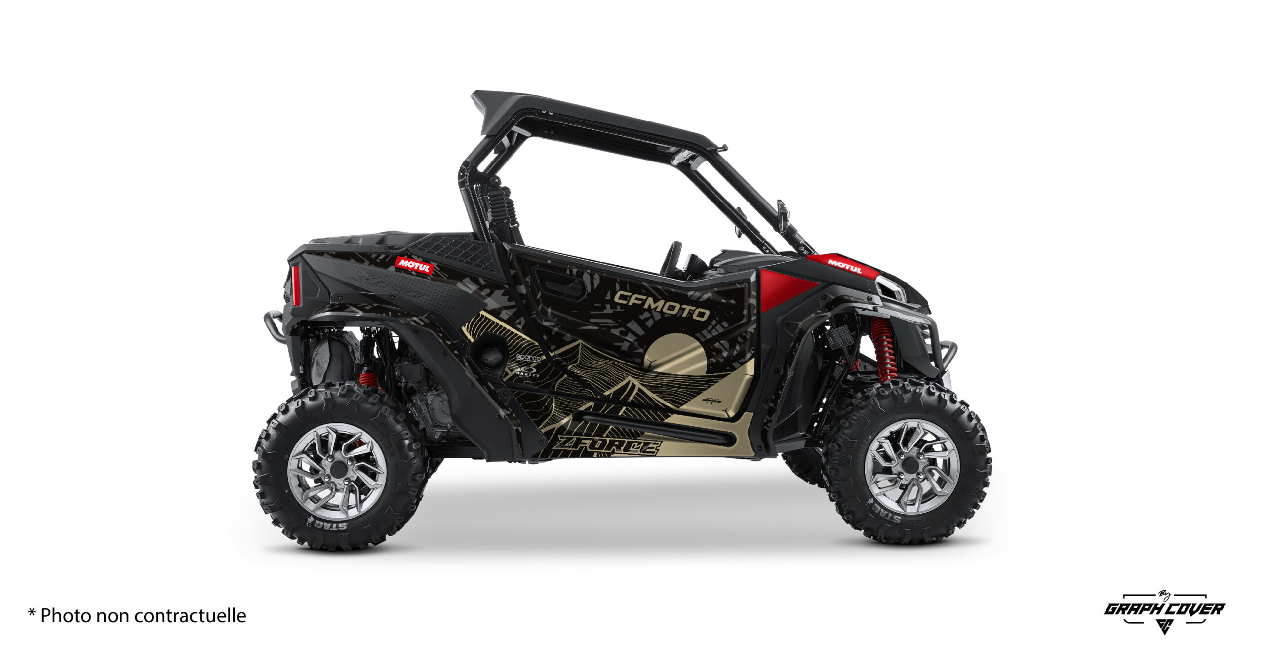 Donnez une nouvelle identité à votre SSV avec le kit déco Zforce 950 Sandstorm, pensé pour les pilotes en quête d’aventure et de style.