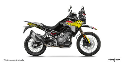 Offrez un nouveau style à votre moto avec les stickers CF Moto 450 MT. Le design Tyr transforme votre trail en véritable machine de rallye-raid.
