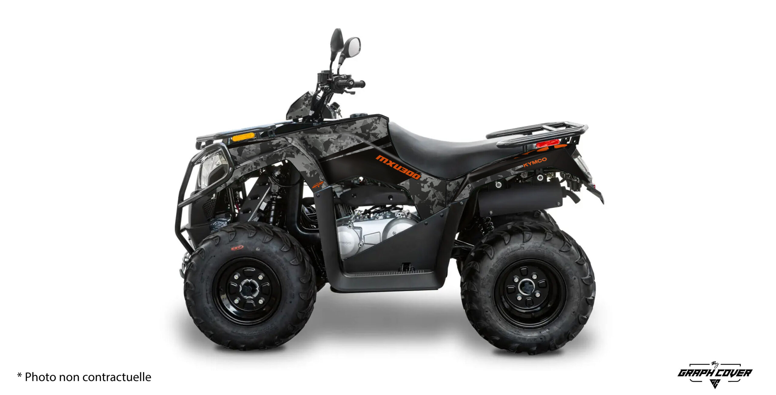 Le kit déco Kymco MXU 300 Wix redéfinit l’allure du célèbre quad Kymco en lui offrant une identité visuelle puissante et moderne.