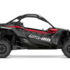 Maverick-X3_OK_nov2023-Pulse-Gris-Rouge-3D Affirme le caractère sauvage de ton SSV Can-Am avec le kit stickers Maverick X3 Pulse, pour les pilotes qui veulent conjuguer performance et esthétisme.
