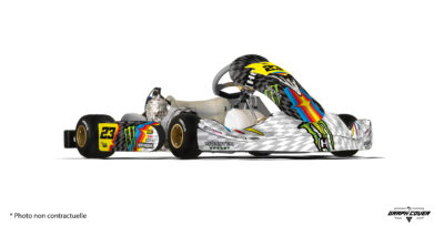 Découvrez le design KB WRC pour Karting M11 OTK Graph Cover. Style hoonigan inspiré, vinyles premium et finitions sur mesure pour un kart au look puissant.