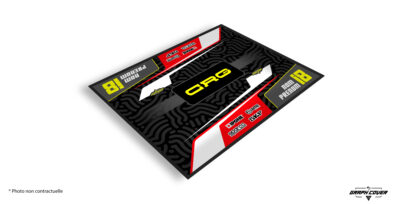 Affirme ton style dans les paddocks avec le tapis karting CRG modèle 2, spécialement conçu pour les pilotes et teams exigeants