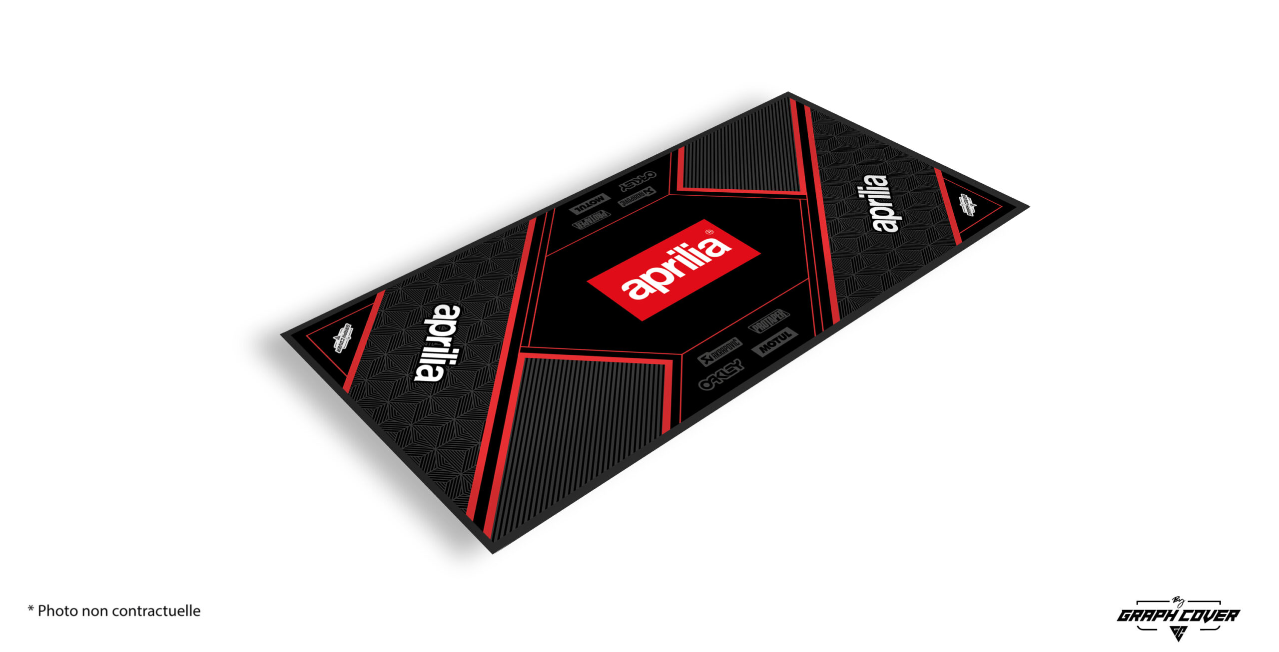 La signature racing italienne à vos pieds Le tapis moto personnalisable Aprilia Modèle 3 est une pièce maîtresse pour les passionnés de la marque italienne.