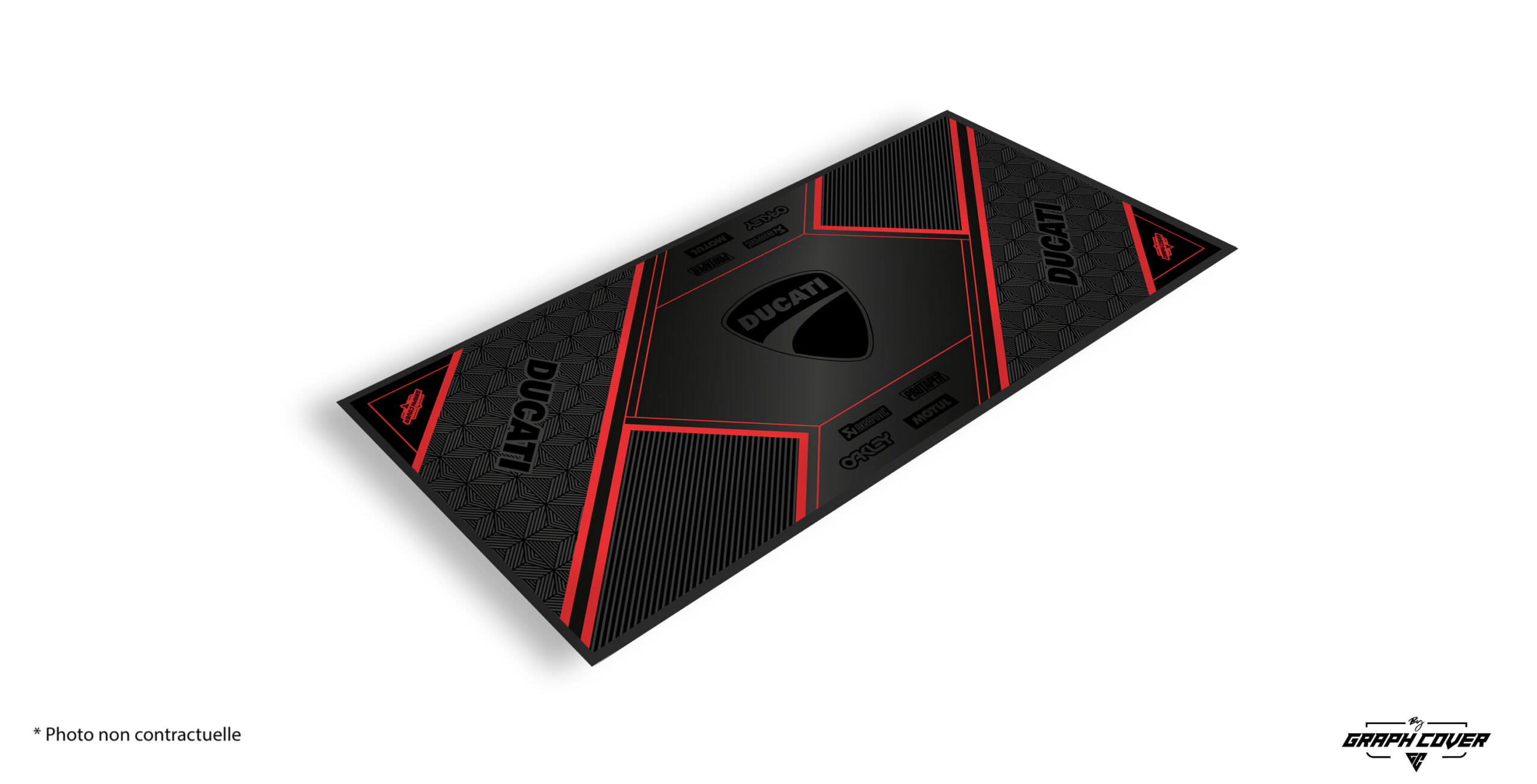 TAPISMOTOMODEL3DUCATIR95x200_3D L’excellence italienne jusque sous votre moto Le tapis moto personnalisable Ducati Modèle 3 allie la passion italienne à une conception technique irréprochable.