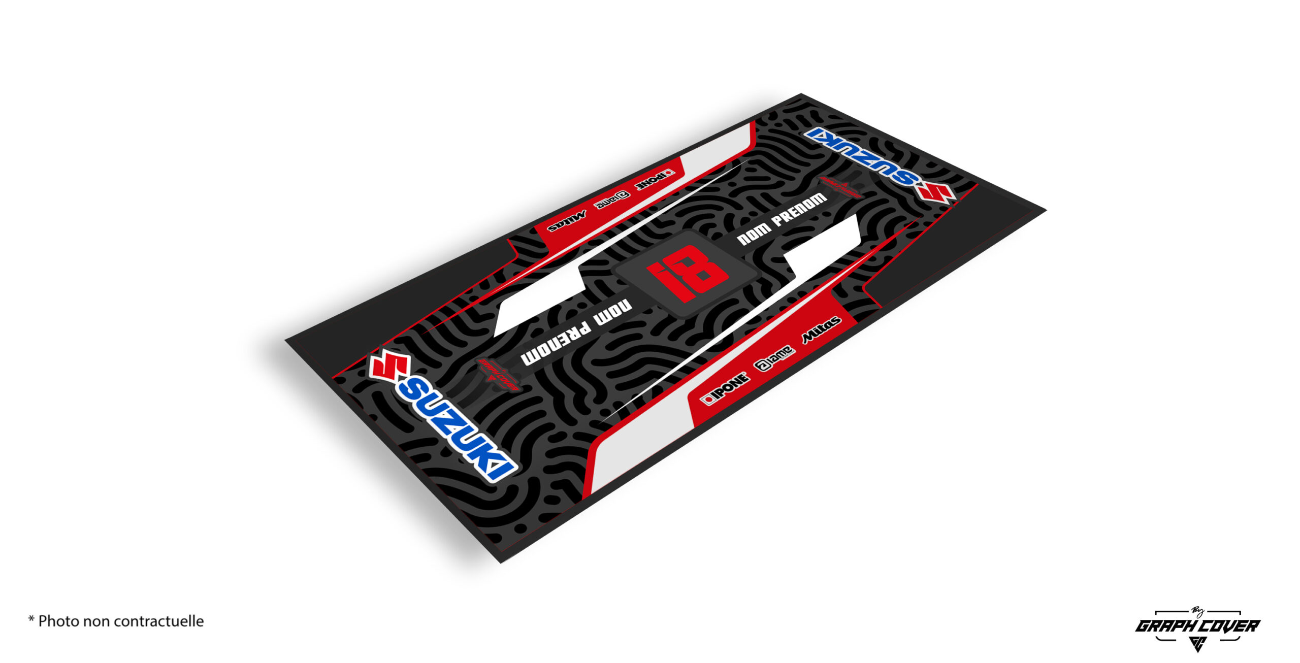 TAPISMOTOMODEL7SUZUKIR95x200_3D Exprime ton attachement à la performance avec le tapis moto Suzuki, une création pensée pour les passionnés de la marque japonaise et les pilotes exigeants.