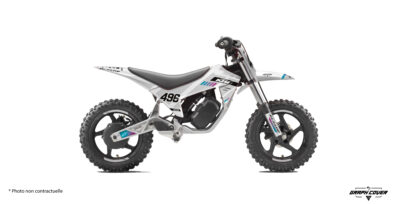 Le Kit déco KTM SX-E 2 au design Kere apporte une identité visuelle forte à la KTM SX-E 2 dès le premier regard. Plusieurs options de personnalisation.