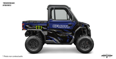 Stickers CfMoto Uforce 1000 Pro design Tory. Version light ou full personnalisable, vinyle 100 microns avec finition brillante 340 microns, style racing dynamique.