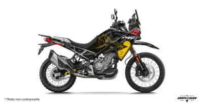 Kit déco Ibex 450 Sandstorm fabriqué en France. Personnalisez votre CFMOTO 450 MT avec un vinyle premium haute résistance.
